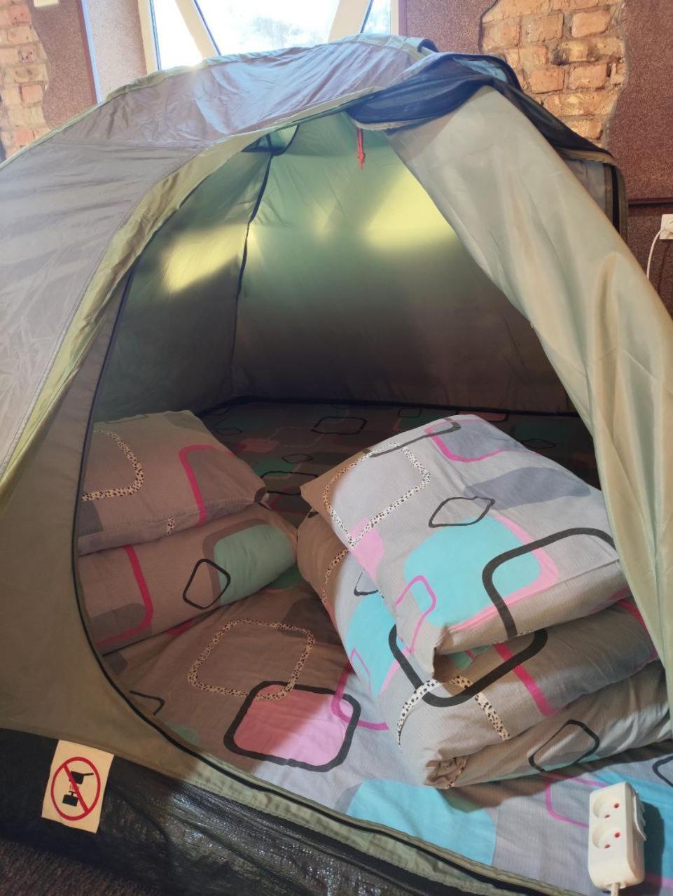 Urban Monkey Tent Hostel & Bar كاراكول المظهر الخارجي الصورة